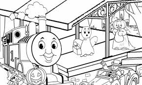 Kolorowanka online: Kolorowanka pociąg Tomek wita w Halloween